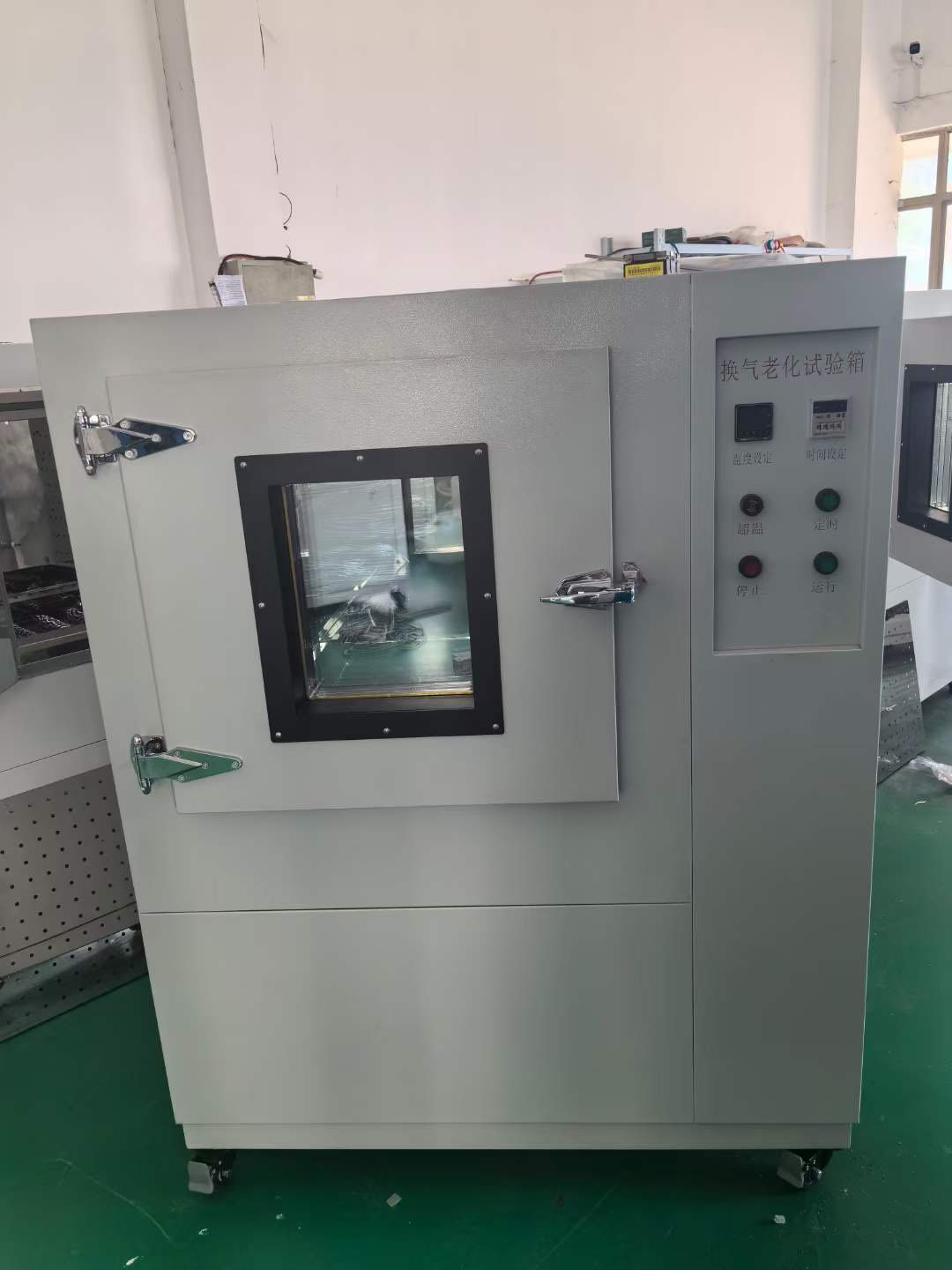 換氣老化試驗箱示意圖